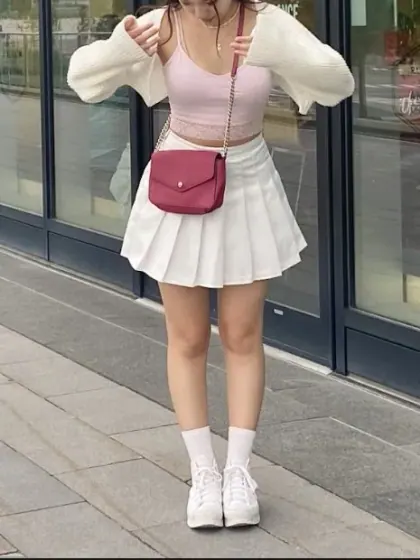 An Oro outfit for fri
