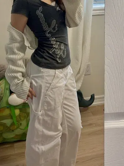 An Oro outfit for thu